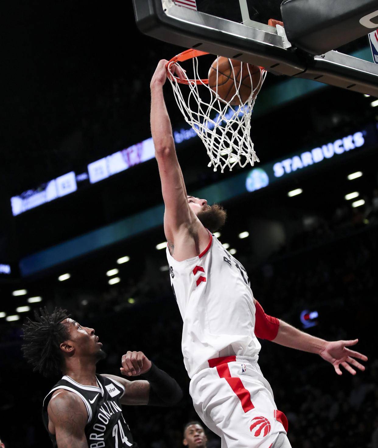 爱游戏娱乐-篮网横扫猛龙，库里刷新纪录