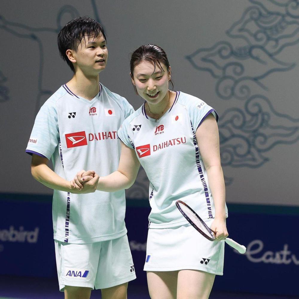 印尼队碾压马来西亚队，黄鸭组合状态火热