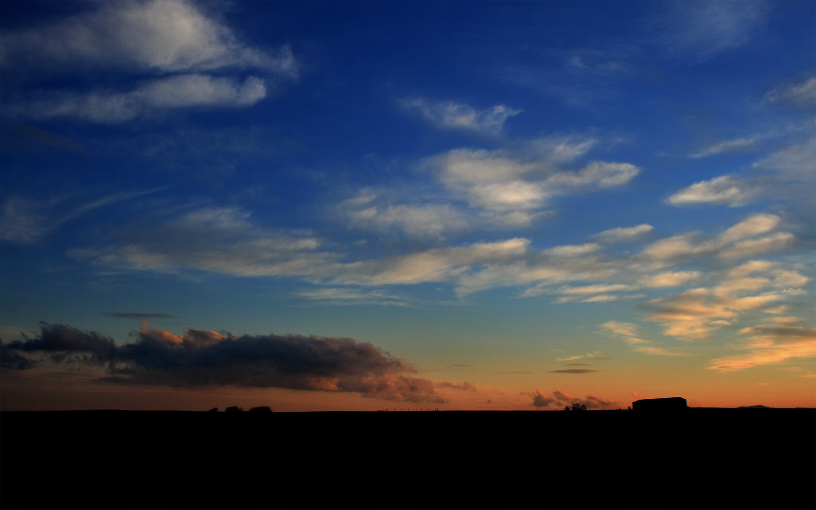 被遗忘的MVP，当约基奇爆发已成常态，太阳用团队篮球的正面教材击溃独行侠