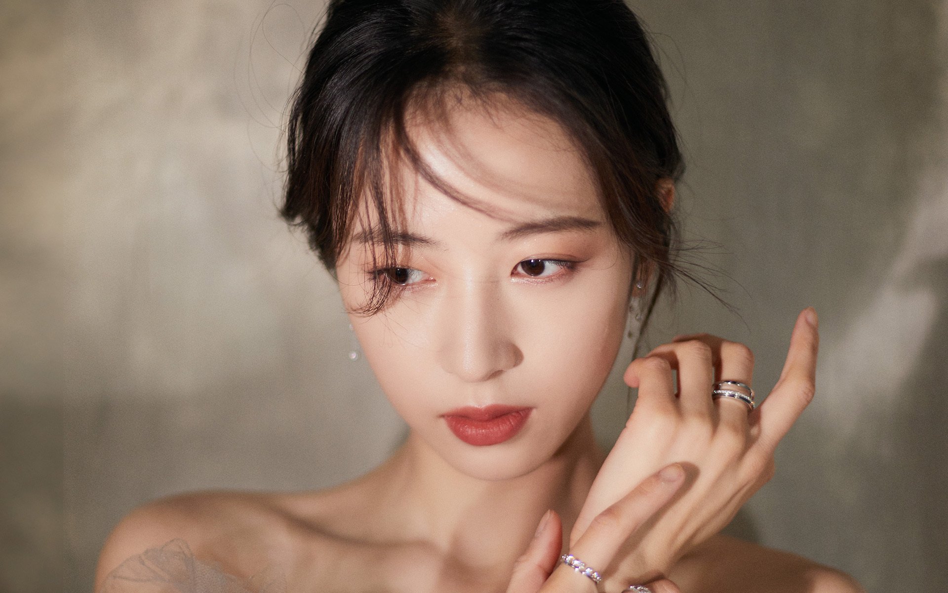 库里一箭穿天山,当NBA三分雨浇灌西域戈壁