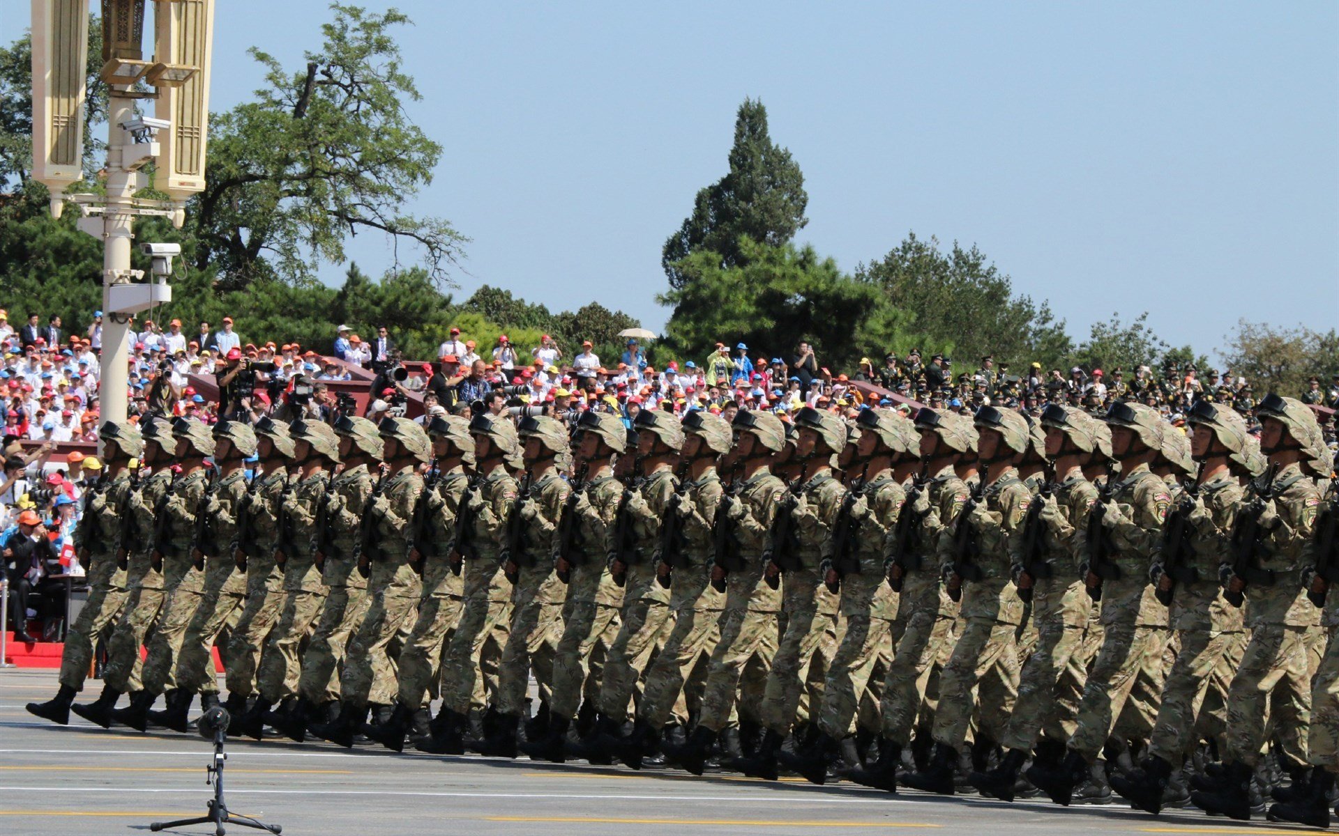 特洛伊陷落记，奥纳纳的七重封印与沥青的安喀塞斯